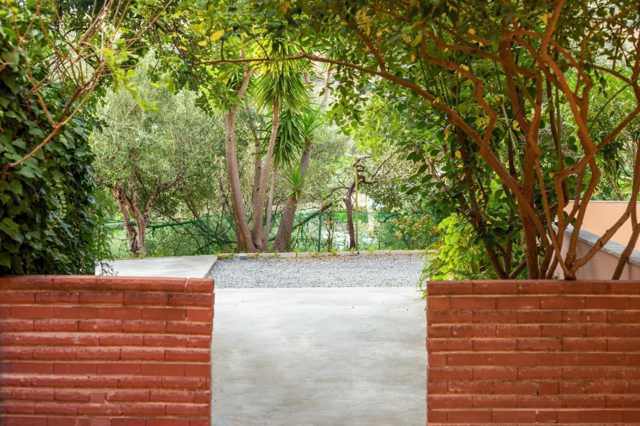 Bali  Aphrodite Studios & Apartment מראה חיצוני תמונה