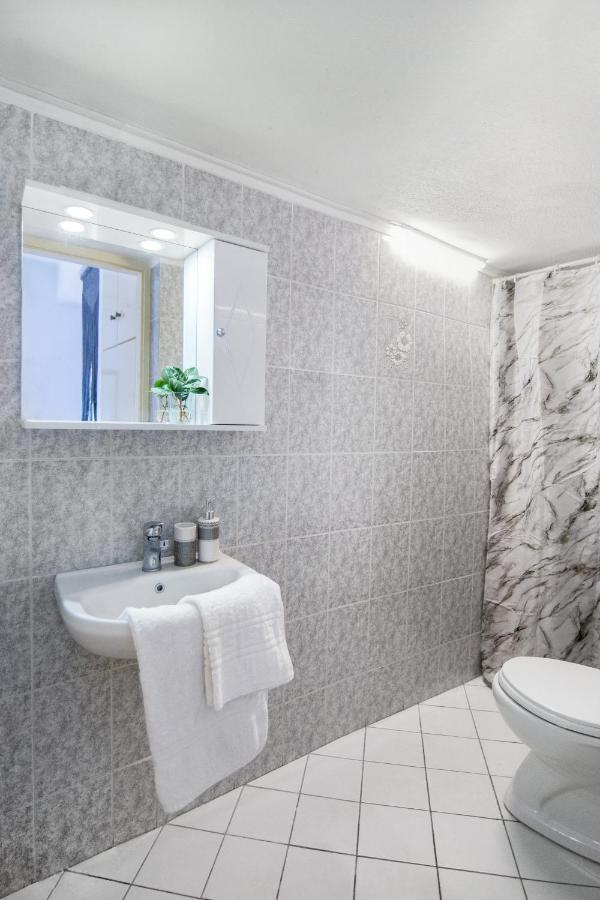 Bali  Aphrodite Studios & Apartment מראה חיצוני תמונה