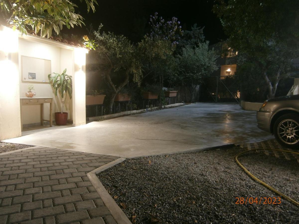 Bali  Aphrodite Studios & Apartment מראה חיצוני תמונה